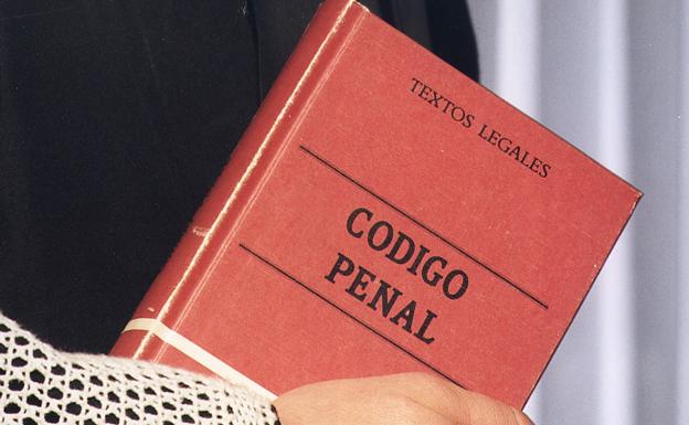 Un ejemplar del Código Penal.