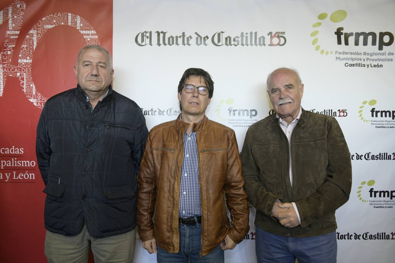 Luis María Martín, alcalde de Íscar, Nunilo Gato, alcalde de Tiedra de Campos, y Juan Ignacio Álvarez, alcalde de Portillo..