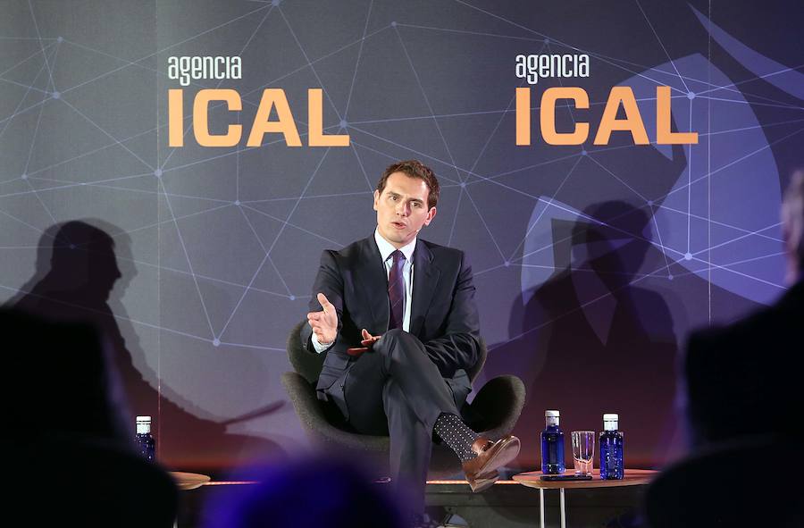 El presidente de Ciudadanos y candidato a la Presidencia del Gobierno, Albert Rivera, participa en el ciclo Tus candidatos a fondo, organizado por la Agencia Ical.