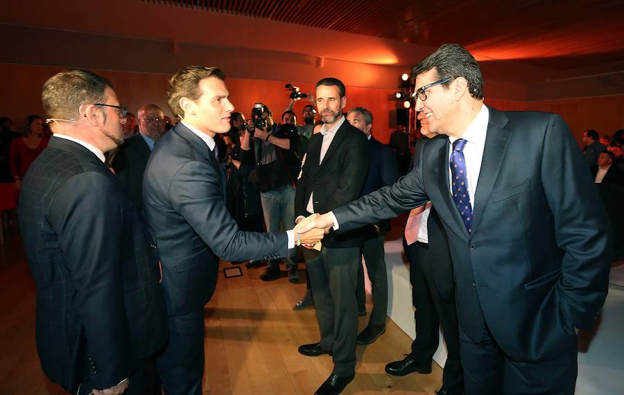 El presidente de Ciudadanos y candidato a la Presidencia del Gobierno, Albert Rivera, participa en el ciclo Tus candidatos a fondo, organizado por la Agencia Ical.