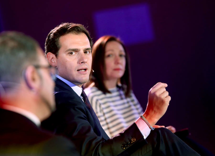 El presidente de Ciudadanos y candidato a la Presidencia del Gobierno, Albert Rivera, participa en el ciclo Tus candidatos a fondo, organizado por la Agencia Ical.