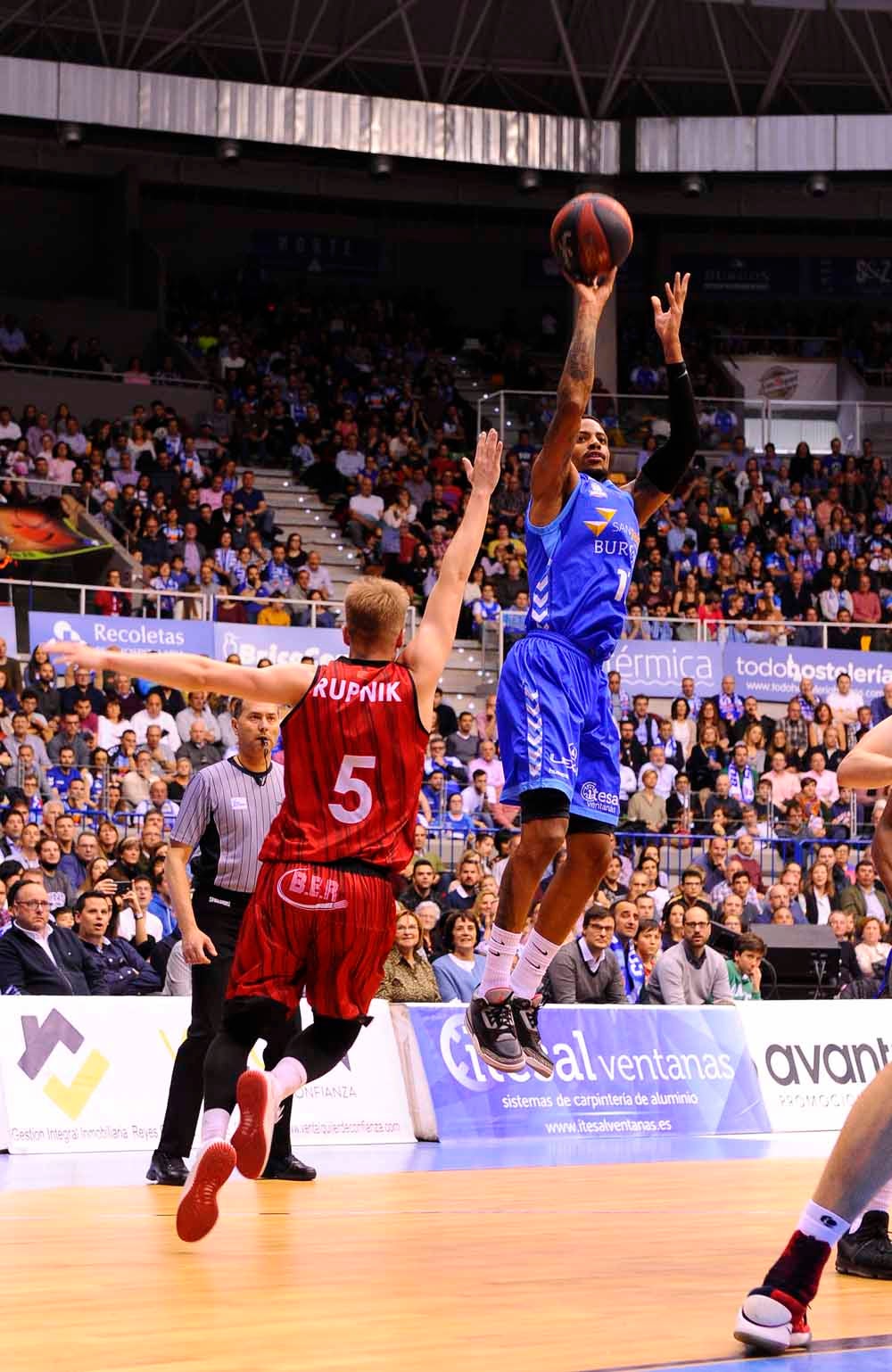 Fotos: Los mejores momentos del San Pablo Burgos - Fuenlabrada