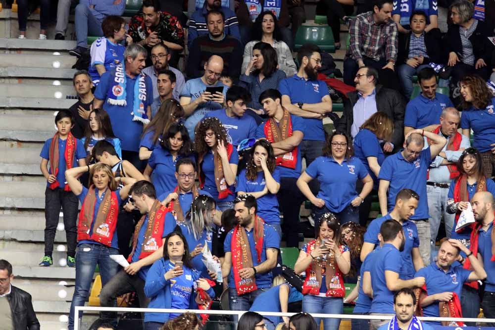 Fotos: Si has disfrutado desde la grada del San Pablo - Fuenlabrada, ¡búscate!