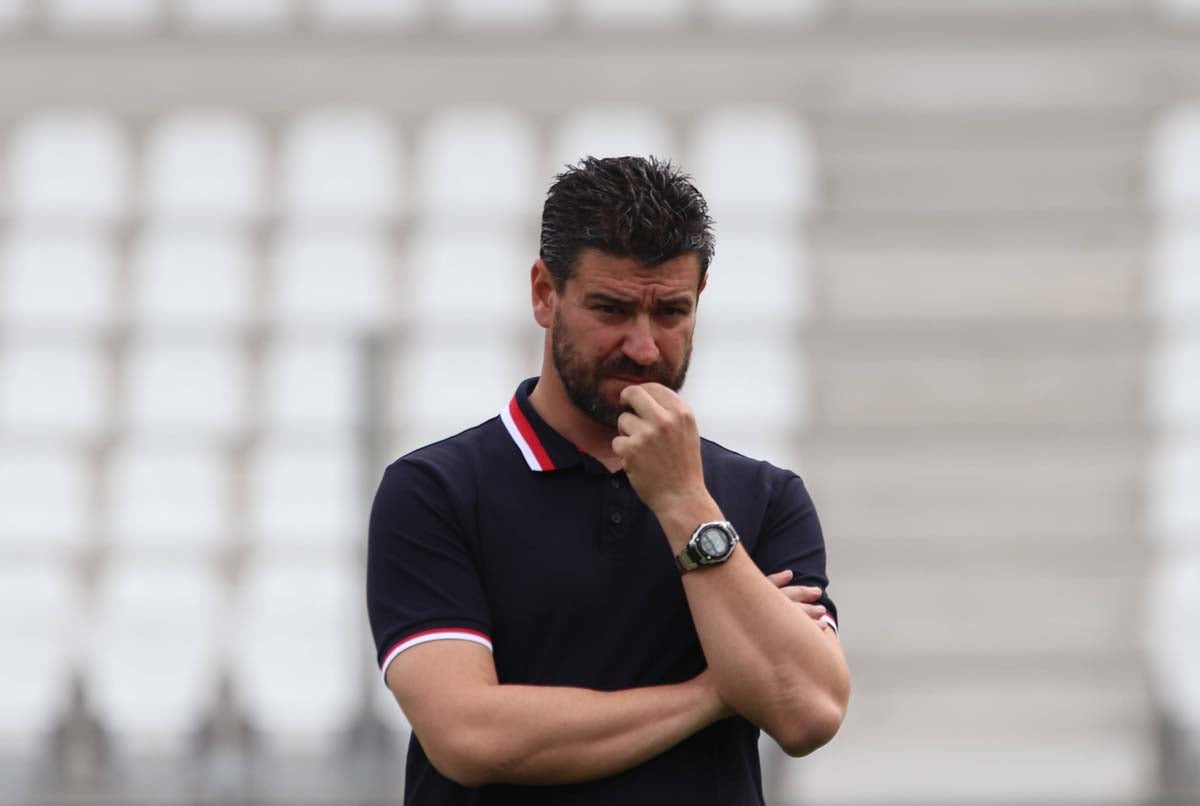 Una selección de las mejores imagenes del partido entre el Burgos CF y la Cultural Leonesa disputado en El Plantío.