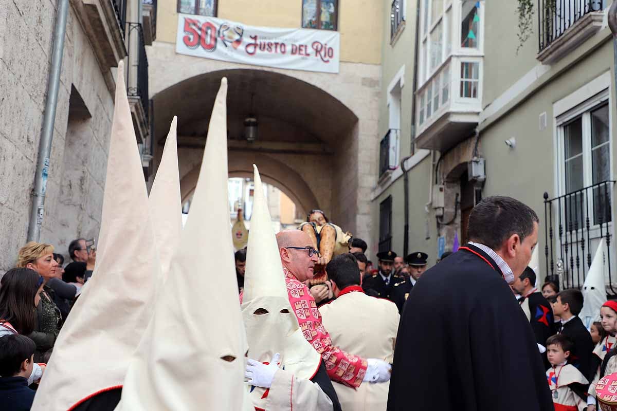 Fotos: Dolor con la caída y rotura de la imagen del Santísimo Cristo de Burgos