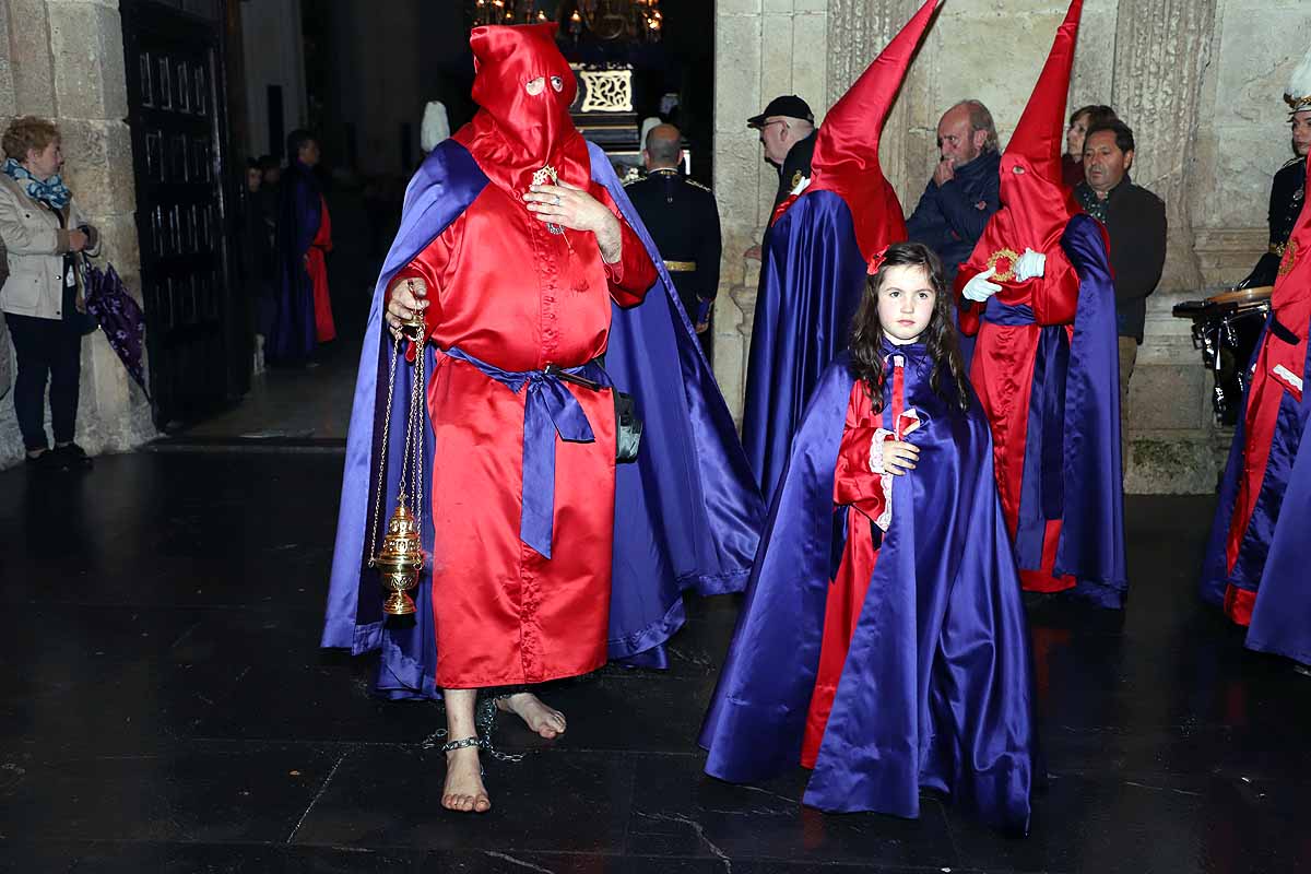 Fotos: Procesión de la virgen del Amor Hermoso y el Misterio de la Coronación de Espinas