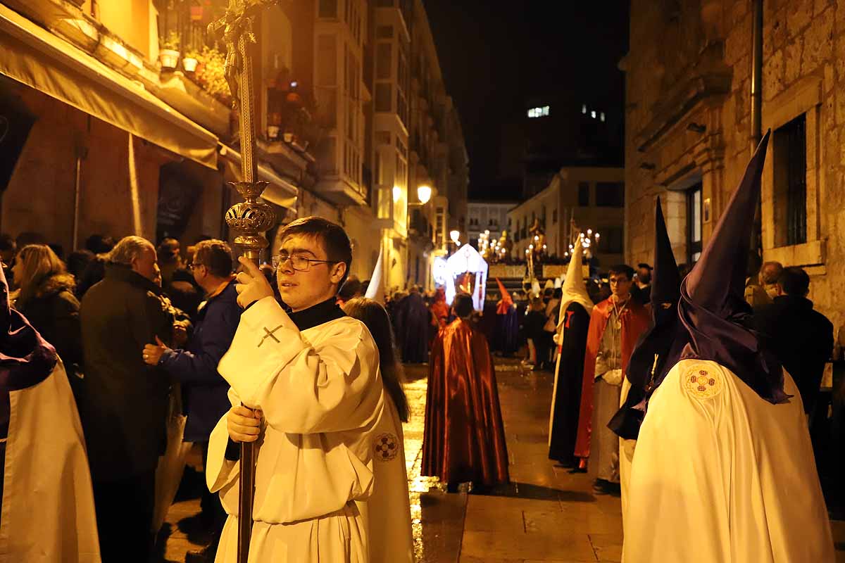 Fotos: Procesión de la virgen del Amor Hermoso y el Misterio de la Coronación de Espinas