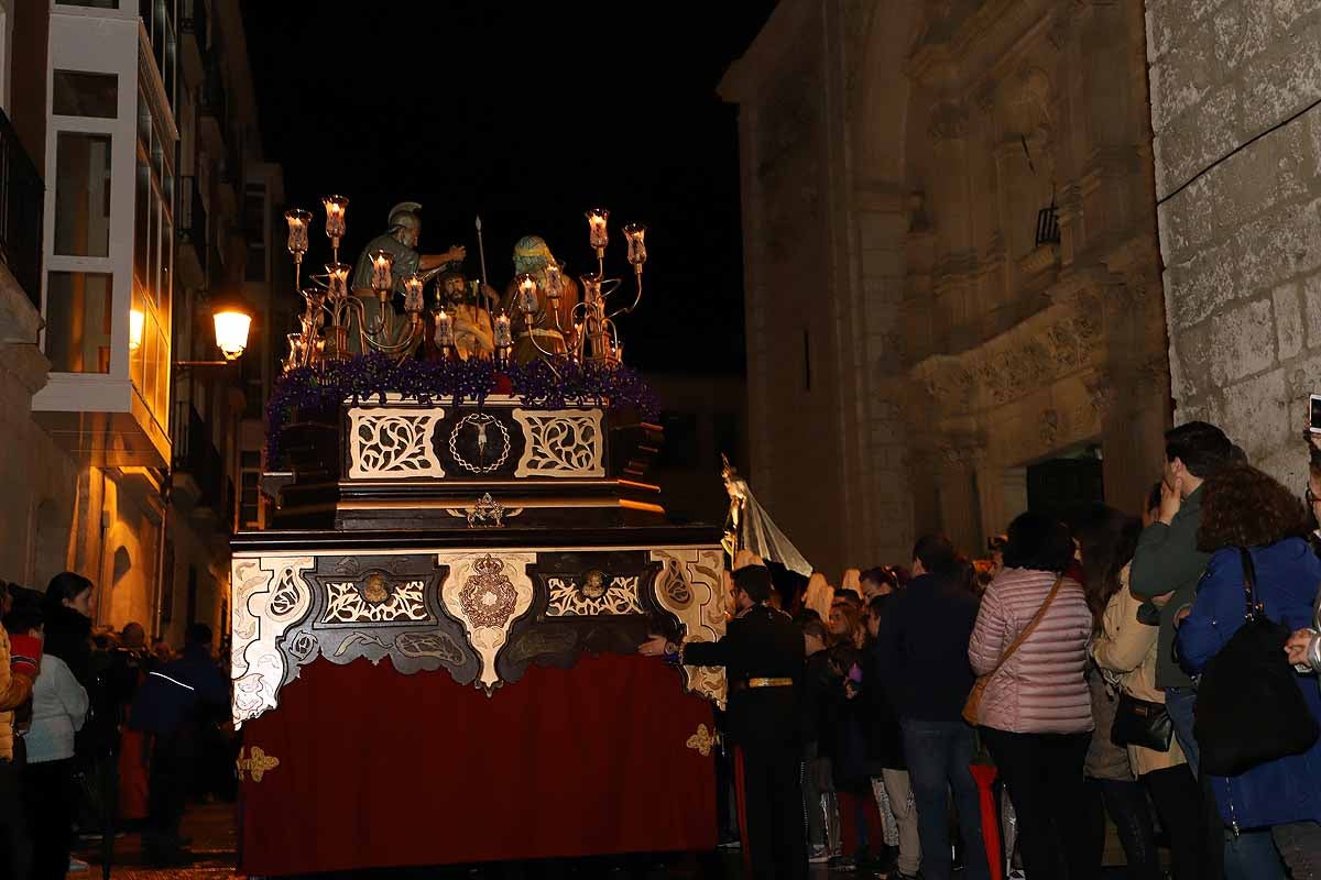 Fotos: Procesión de la virgen del Amor Hermoso y el Misterio de la Coronación de Espinas