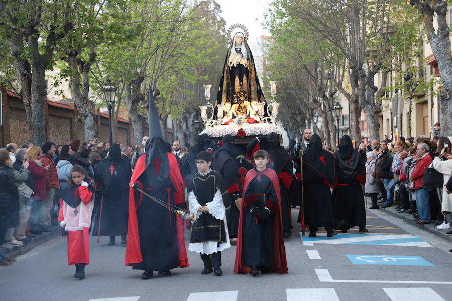 Fotos: La procesión de Nuestra Señora de la Soledad, en imágenes