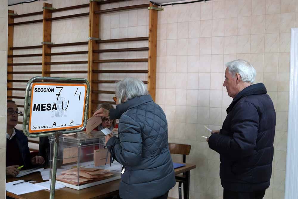 La jornada electoral ha dejado muchas imágenes en Burgos