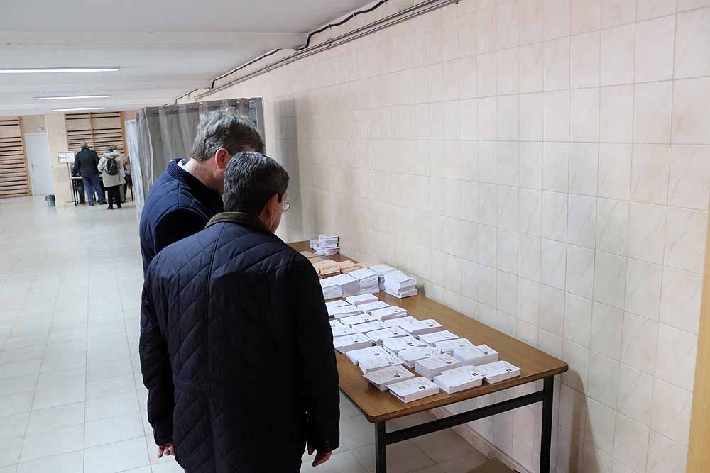 La jornada electoral ha dejado muchas imágenes en Burgos