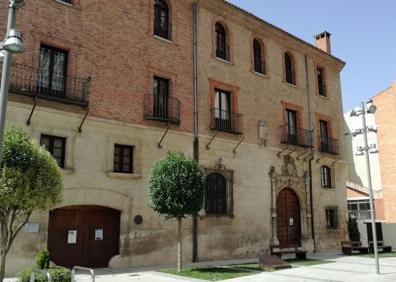 Imagen secundaria 1 - El Centro Cidiano, la ampliación del Archivo Municipal y la reforma del mercado Norte no han comenzado