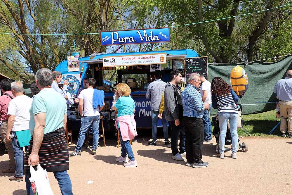 La Villa Ducal de Lerma vive, hasta el próximo 3 de mayo, su Feria de Maquinaria Agrícola con 175 expositores y un buen tiempo que ha llenado de visitantes el recinto ferial en su primera jornada