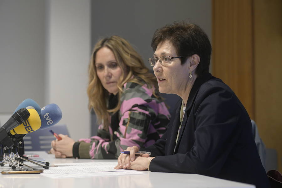 Ángela Melero (Fecampa) y Julia Gutiérrez, delegada de Enseñanza del Arzobispado. 