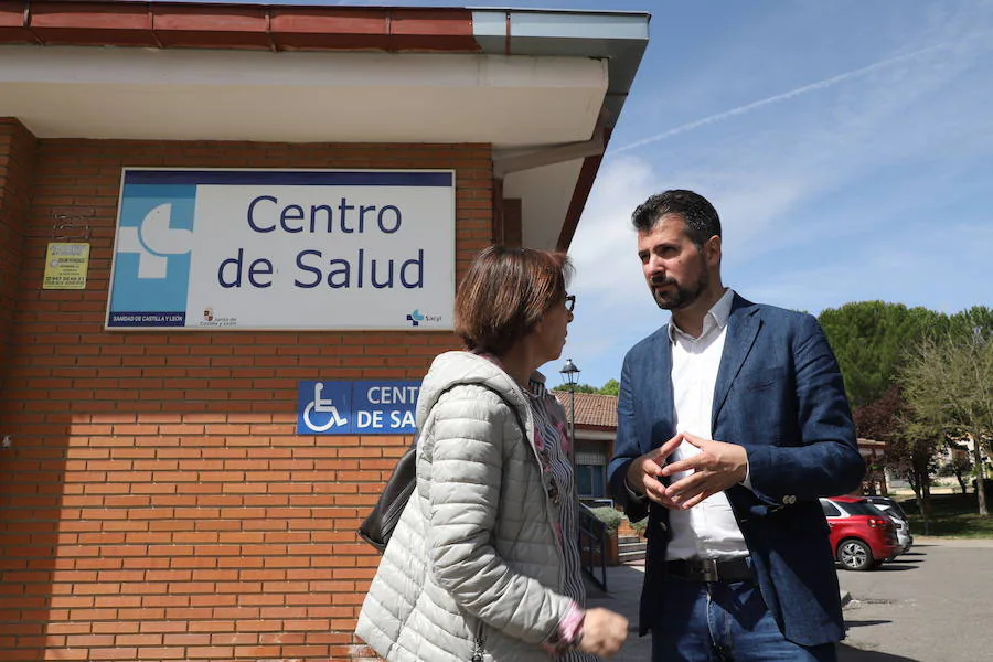 Fotos: El candidato socialista a la Presidencia de la Junta visita ROA