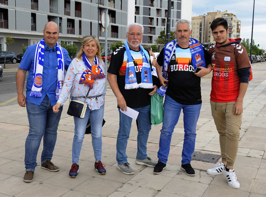 Fotos: Las caras de los que apoyaron al San Pablo en Zaragoza