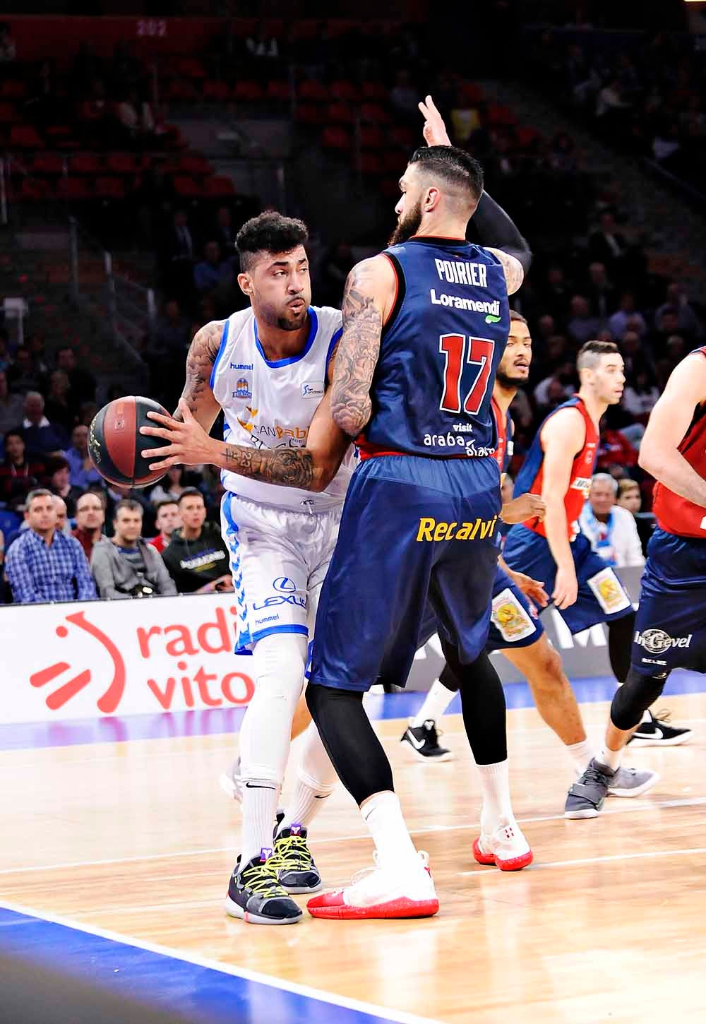 El San Pablo Burgos se ha medido este sábado con el Baskonia en el Fernando Bueso Arena