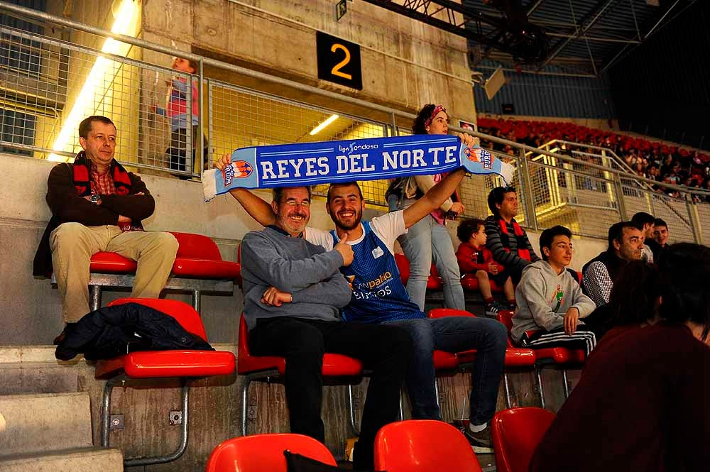 El San Pablo Burgos ha contado con mucha afición burgalesa en su encuentro ante el Baskonia en el Buesa Arena