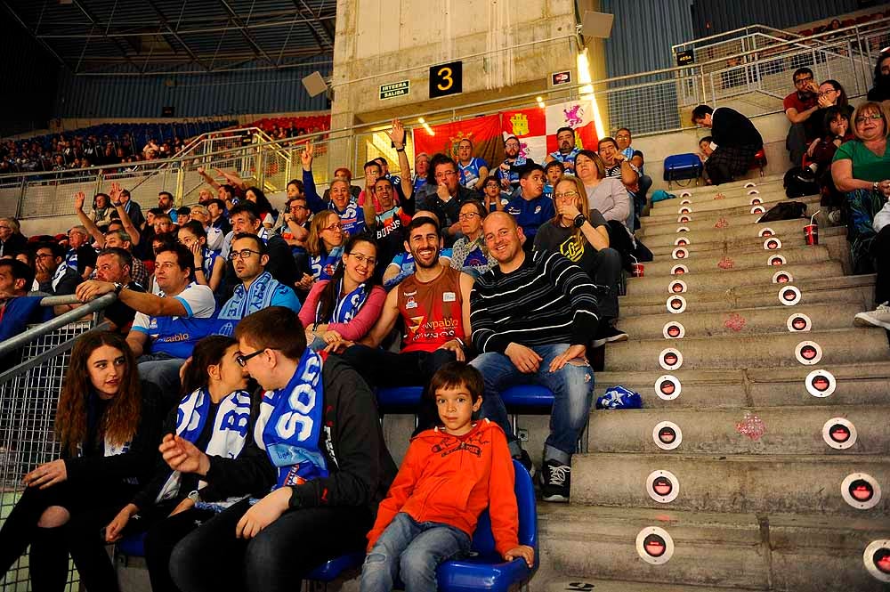 El San Pablo Burgos ha contado con mucha afición burgalesa en su encuentro ante el Baskonia en el Buesa Arena