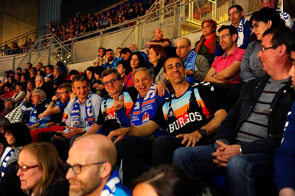 El San Pablo Burgos ha contado con mucha afición burgalesa en su encuentro ante el Baskonia en el Buesa Arena