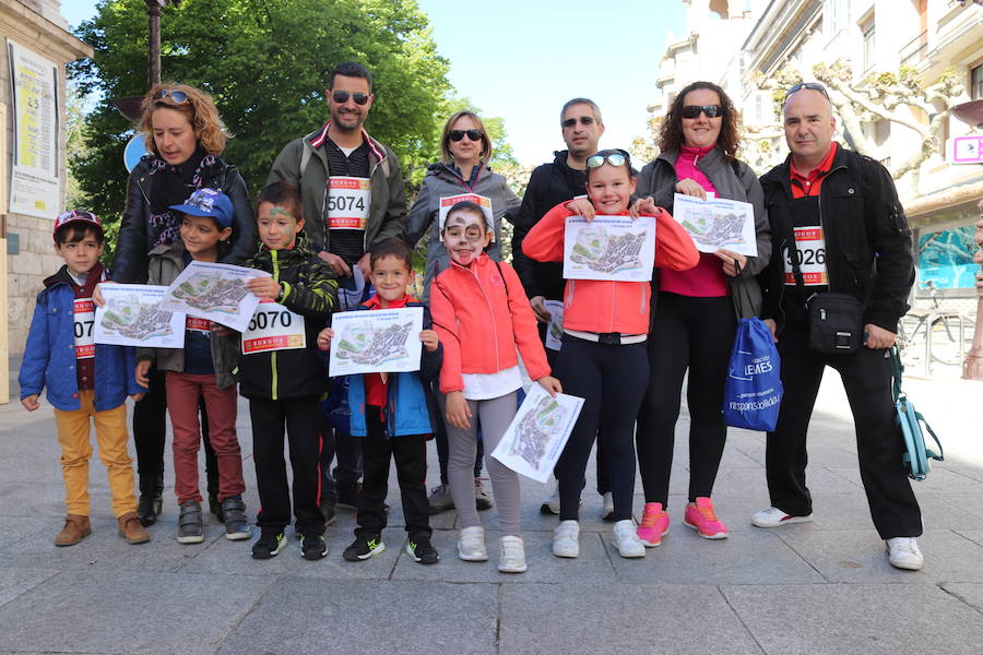 Fotos: Imágenes de los particicipantes del XI Recorrido Solidario de Orientación Urbana de la Fundación Lesmes