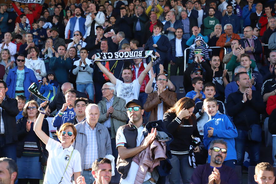 Fotos: La afición no ha parado de animar al Burgos CF en el partido de la salvación ante el Celta B