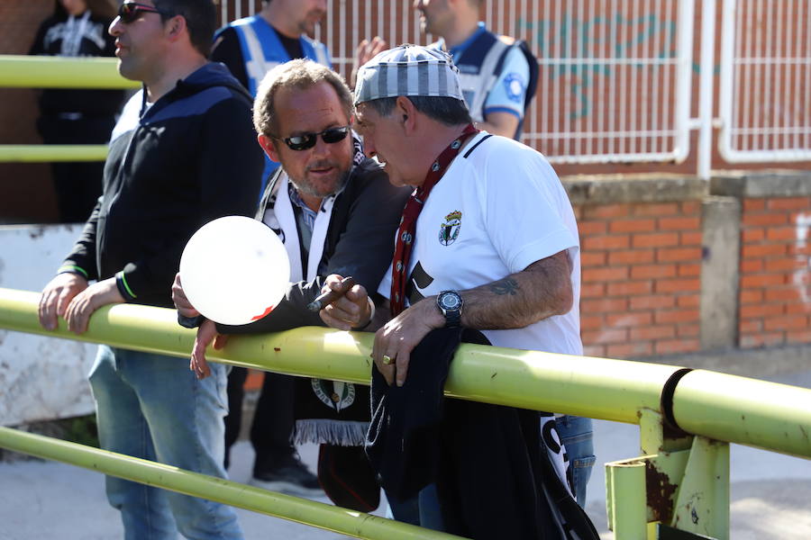 Fotos: La afición no ha parado de animar al Burgos CF en el partido de la salvación ante el Celta B