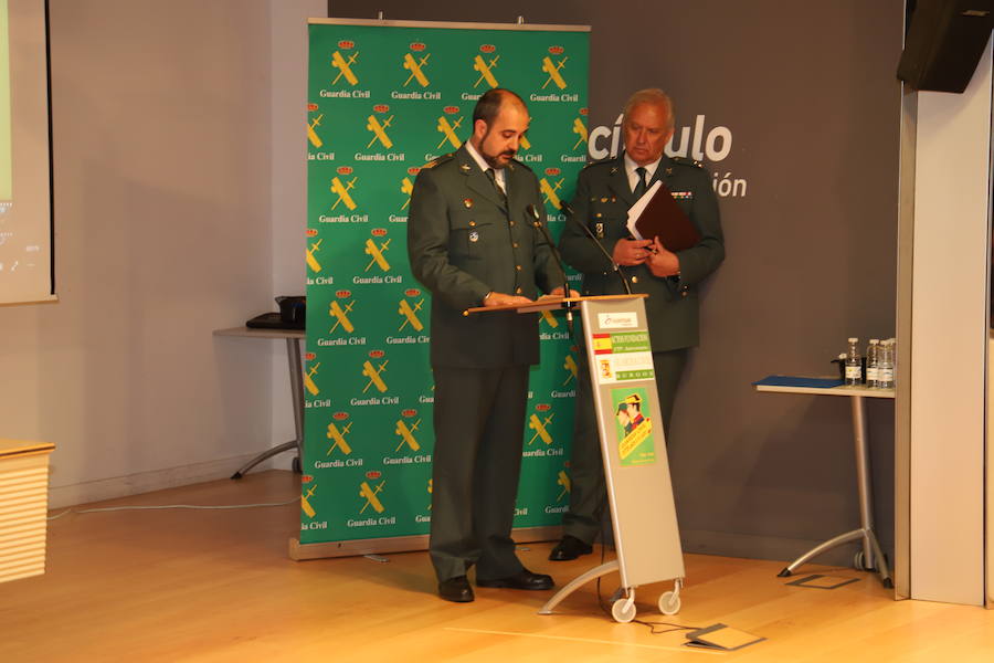 Fotos: Imágenes de la celebración del 175 aniversario de la Guardia Civil