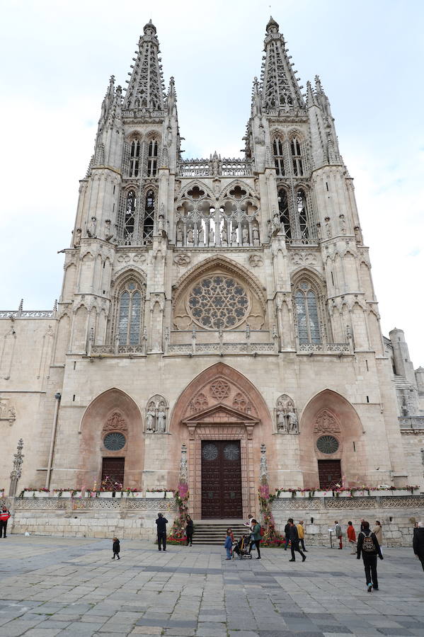 Las flores llenarán de color el centro de la ciudad de Burgos durante todo el fin de semana con motivo de la séptima edición de la Fiesta de las Flores.