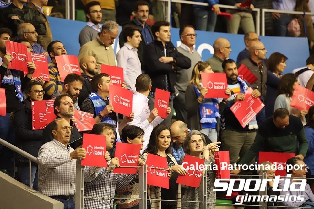 Fotos: Si has estado en el Coliseum viendo el San Pablo - UCAM Murcia ¡búscate!