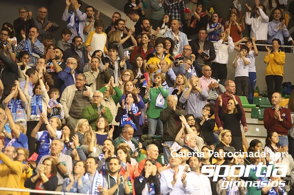 Fotos: Si has estado en el Coliseum viendo el San Pablo - UCAM Murcia ¡búscate!