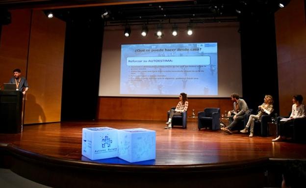 La Asociación Autismo Burgos clausura su Congreso Internacional, celebrado con motivo de su 35 aniversario