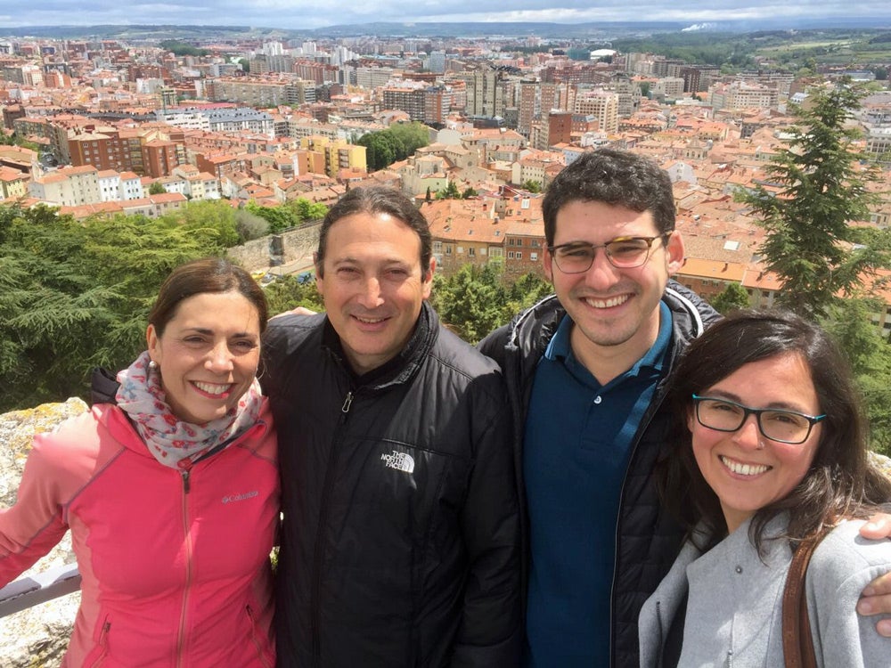 Imágenes de la jornada de reflexión de los candidatos a la Alcaldía de Burgos y los números uno a las Cortes de Castilla y León por la provincia