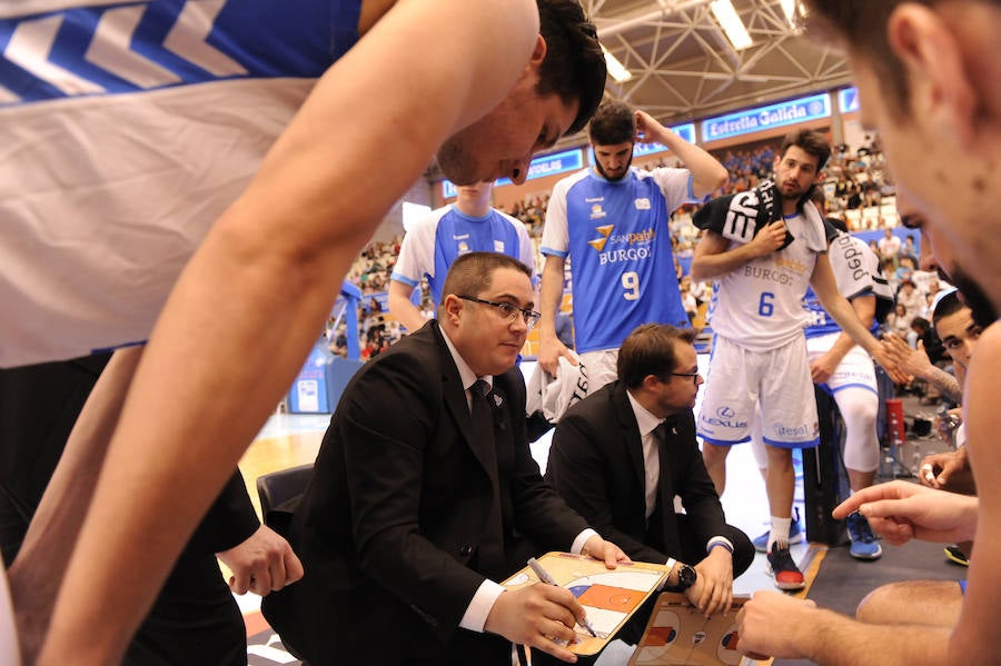 Fotos: El San Pablo Burgos despide la temporada con una victoria histórica en Lugo