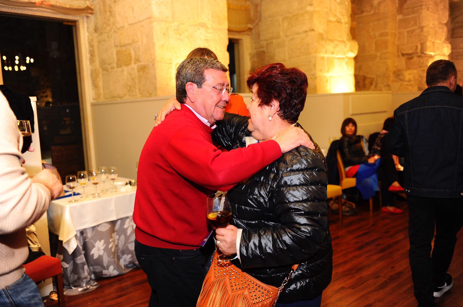 Fotos: El PP compartió con sus afiliados el resultado electoral