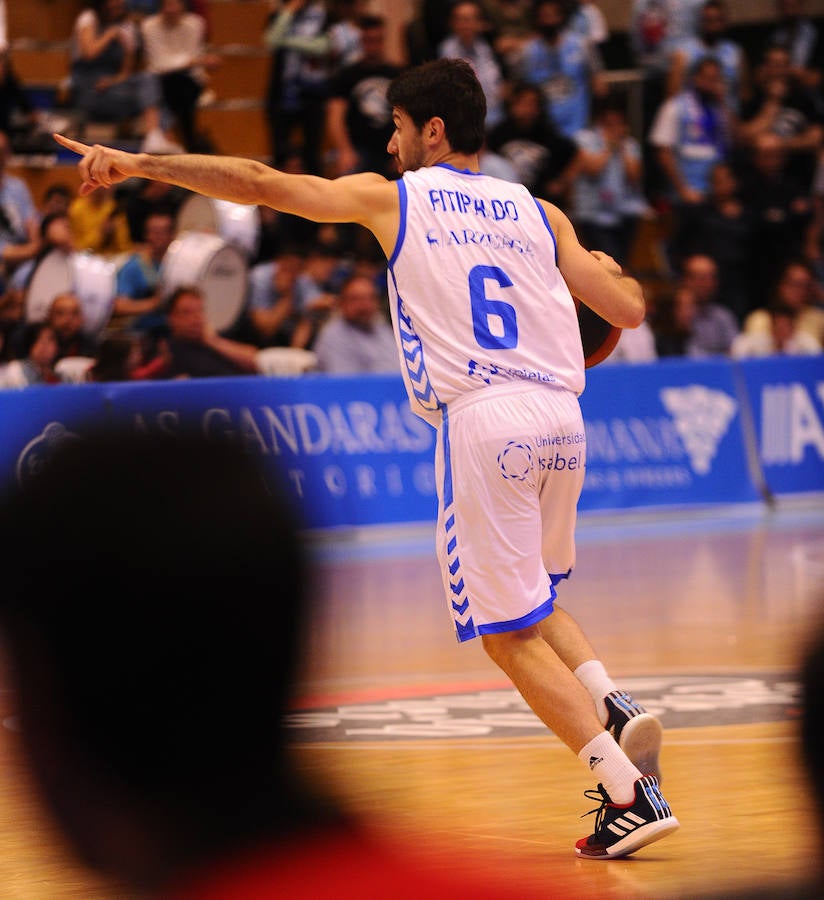 Fotos: El San Pablo Burgos despide la temporada con una victoria histórica en Lugo