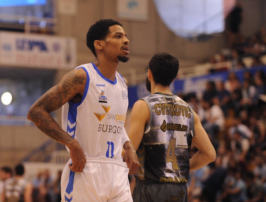 Fotos: El San Pablo Burgos despide la temporada con una victoria histórica en Lugo