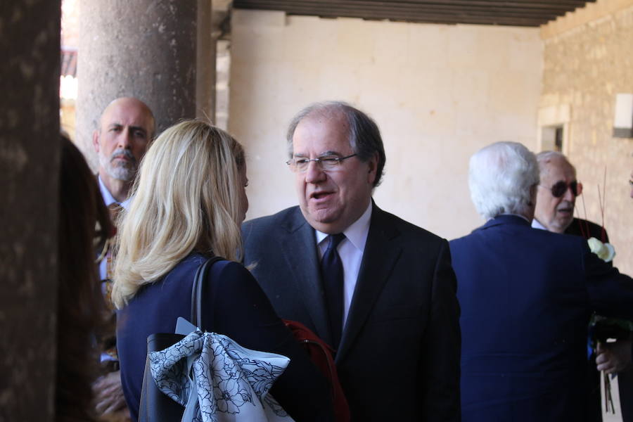 La Universidad de Burgos ha celebrado sus 25 años con la investidura de Juan José Laborda como doctor Honoris Causa