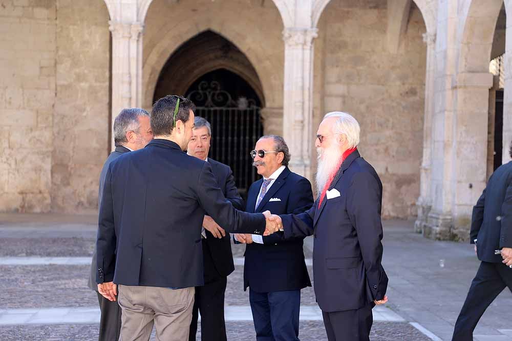 La Universidad de Burgos ha celebrado sus 25 años con la investidura de Juan José Laborda como doctor Honoris Causa