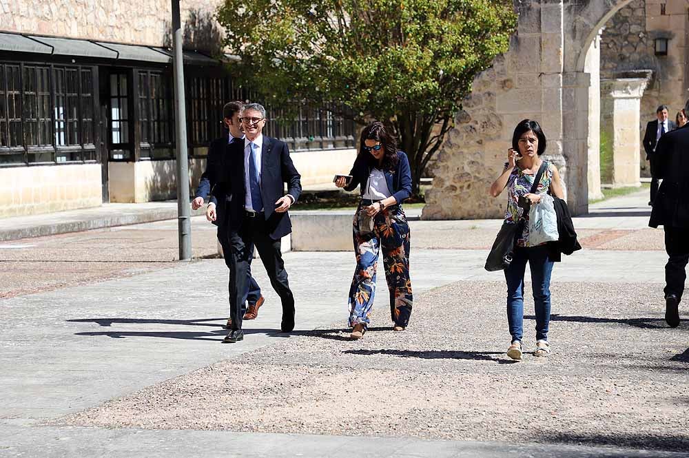 La Universidad de Burgos ha celebrado sus 25 años con la investidura de Juan José Laborda como doctor Honoris Causa