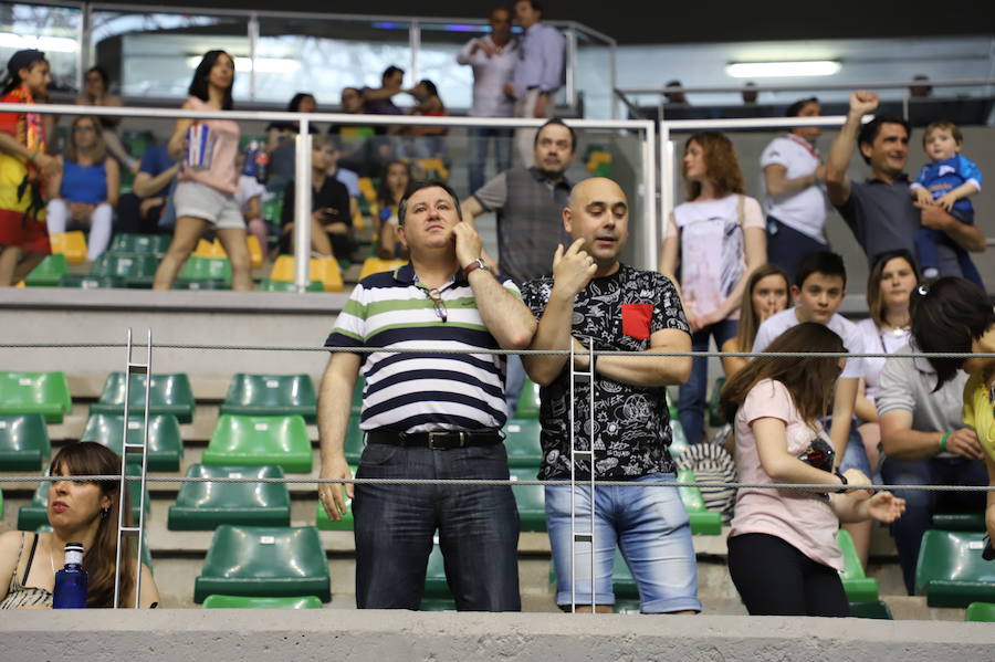 Fotos: ¿Has estado viendo el partido de baloncesto entre España y Letonia? ¡Búscate!