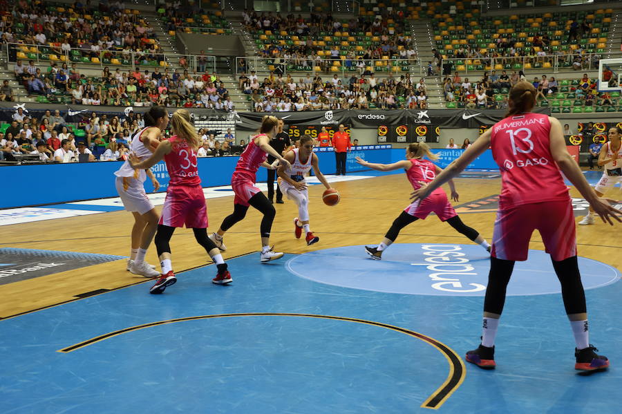 Fotos: Las mejores imágenes del partido de baloncesto entre España y Letonia