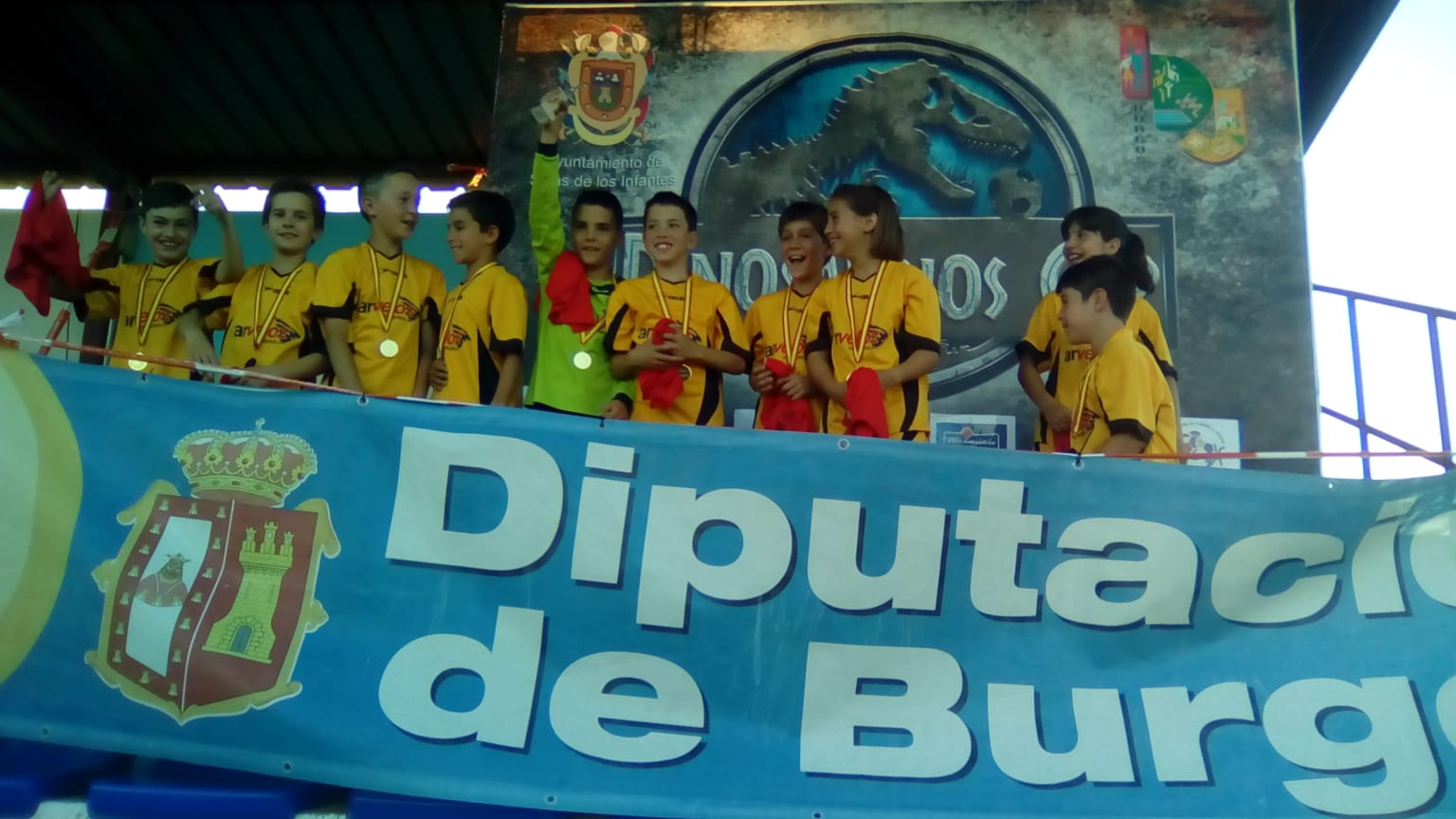 Fotos: Unos 600 jóvenes participan en el torneo de fútbol 7 de Salas de los Infantes