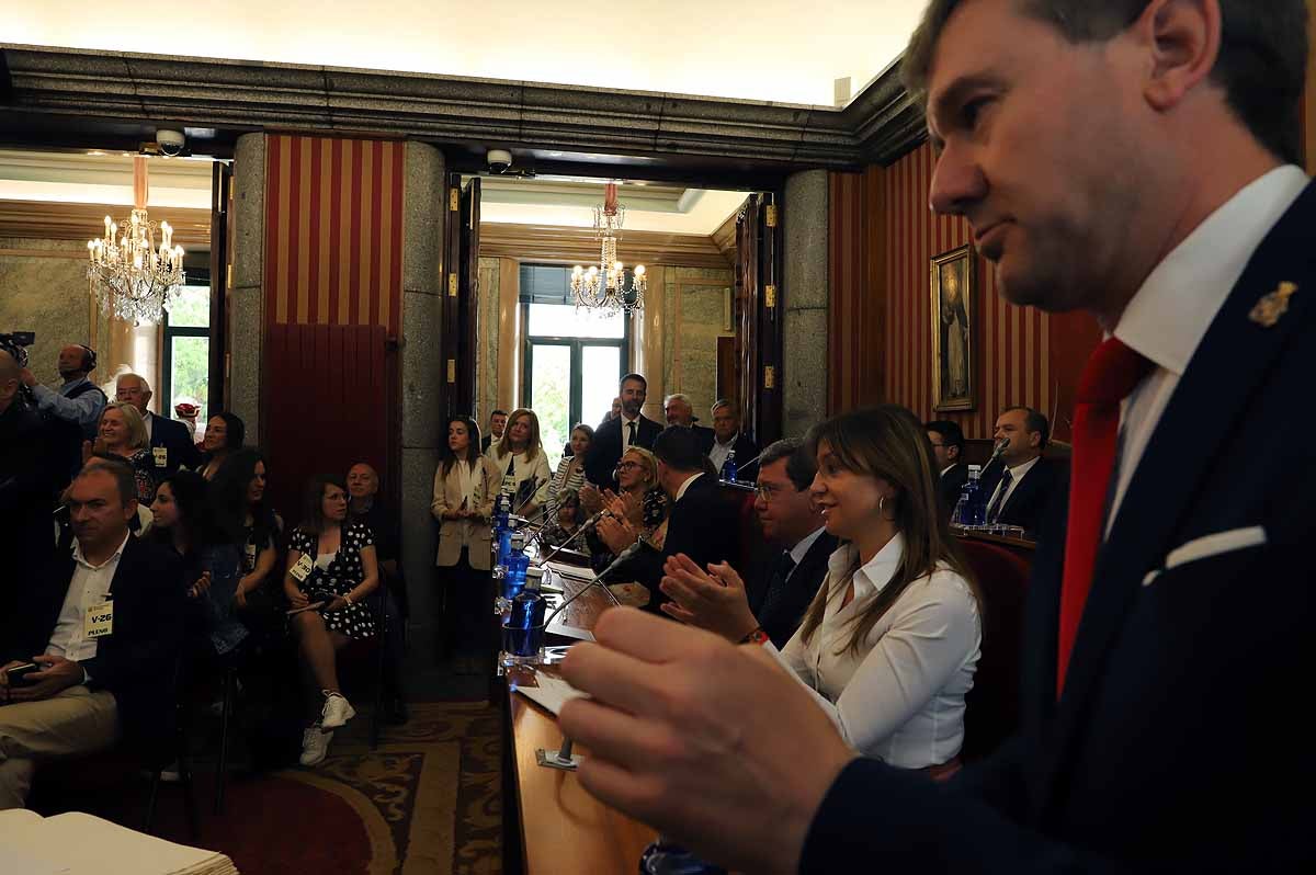 Fotos: Pleno de constitución del Ayuntamiento de Burgos en el que ha sido investido como alcalde Daniel de la Rosa (PSOE)