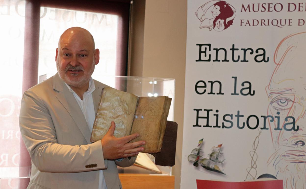 Juan José García, responsable de la Editorial Siloé y del Museo del Libro