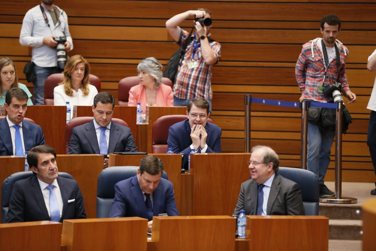 El procurador electo de Ciudadanos Luis Fuentes es proclamado presidente de la institución regiona en su décima legislatura