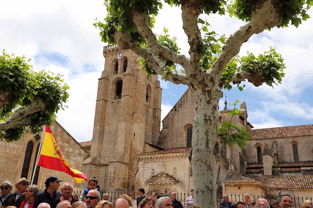 El Monasterio Real de las Huelgas ha acogido, un año más, la celebración del Curpillos, con procesión por las calles del barrio con el pendón de las Navas de Tolosa