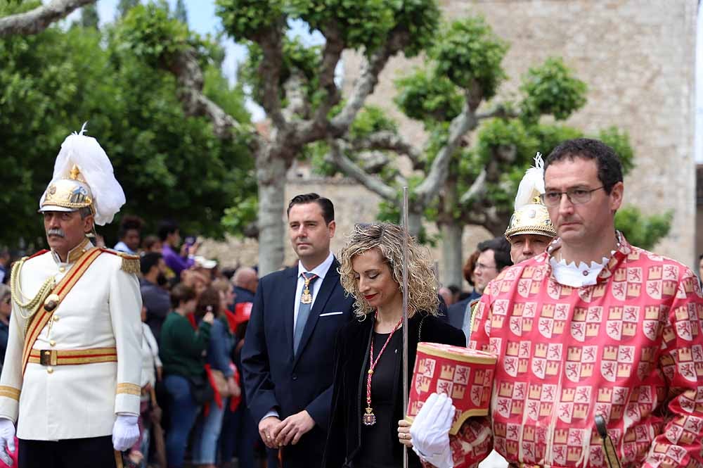 El Monasterio Real de las Huelgas ha acogido, un año más, la celebración del Curpillos, con procesión por las calles del barrio con el pendón de las Navas de Tolosa