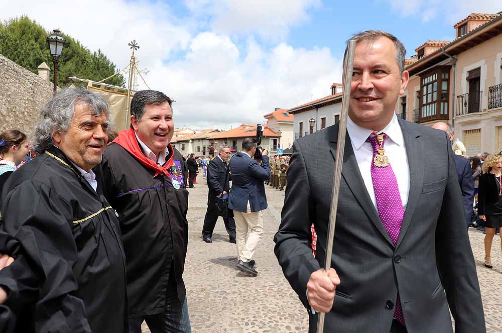 El Monasterio Real de las Huelgas ha acogido, un año más, la celebración del Curpillos, con procesión por las calles del barrio con el pendón de las Navas de Tolosa