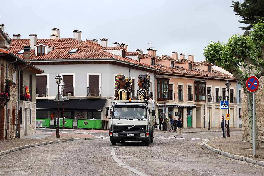 El Monasterio Real de las Huelgas ha acogido, un año más, la celebración del Curpillos, con procesión por las calles del barrio con el pendón de las Navas de Tolosa